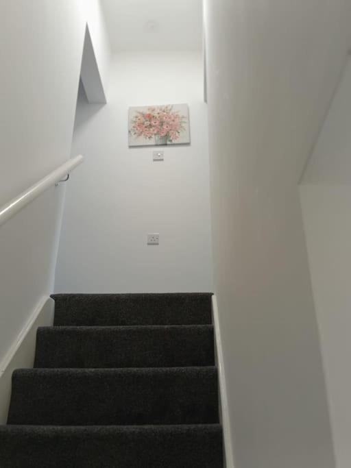 Roovi'S Nest Villa Nottingham Ngoại thất bức ảnh