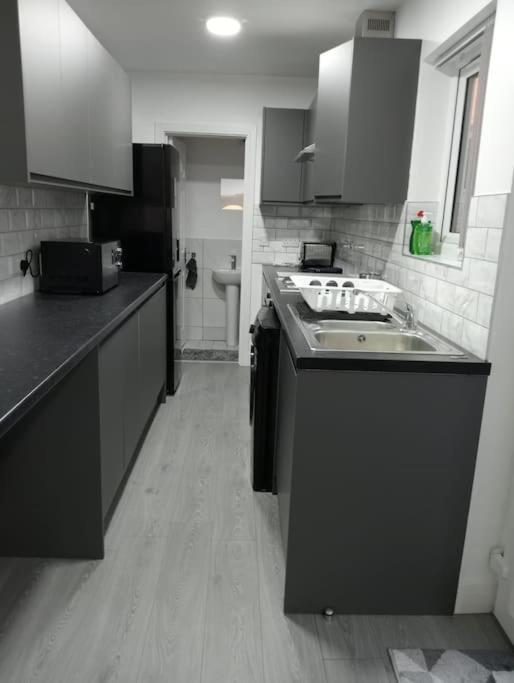 Roovi'S Nest Villa Nottingham Ngoại thất bức ảnh